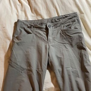 Patagonia Light weight Pant, Size 6